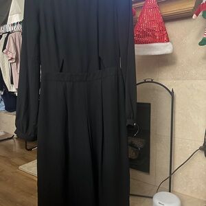 Forever 21 Classic Black Long Sleeve Dress